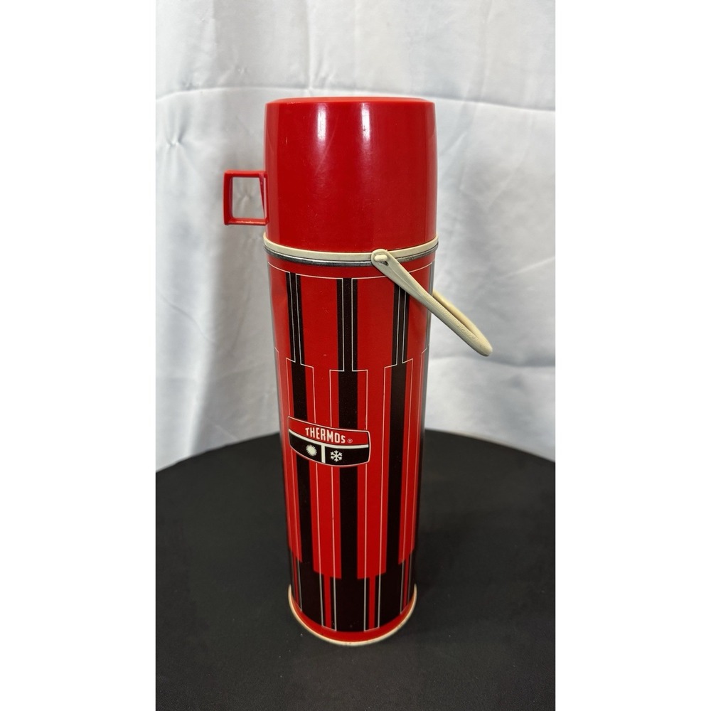 Vtg.  KING-SEELEY Icy Hot Qt THERMOS Retro‎ MCM Design Red Black